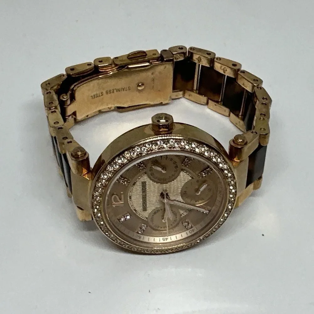 Michael Kors MK5841 Women's Two Tone Analog Rose Dial Quartz Wrist Watch NUL64